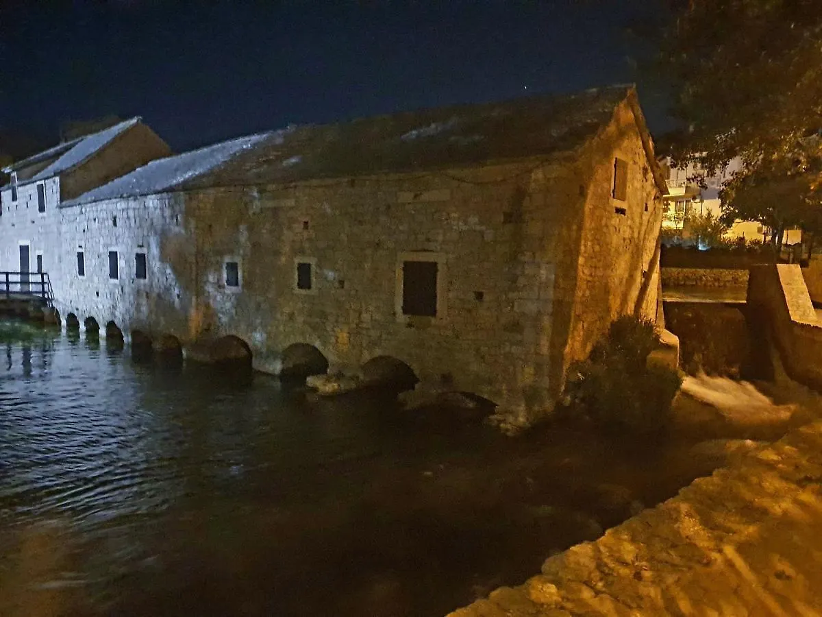 Old Town Hesed Διαμέρισμα Σπλιτ